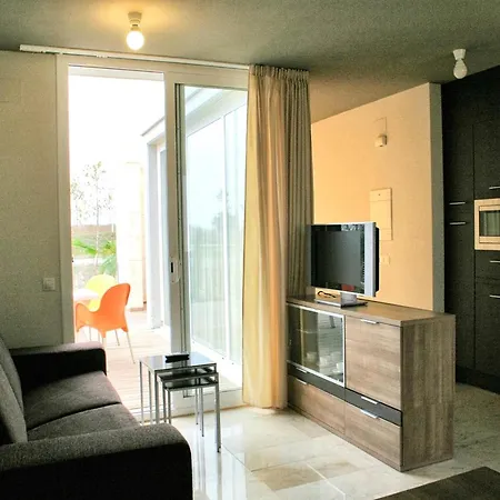 Apartment In La Escala Near Els Riells