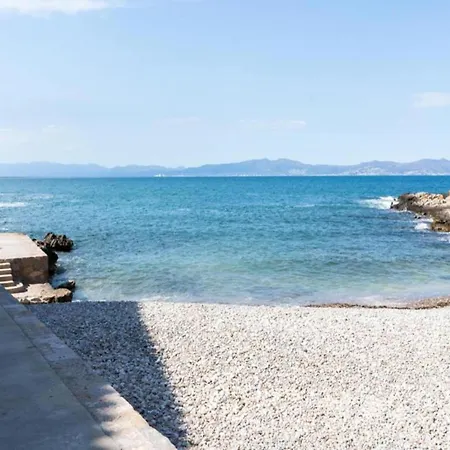 Facing The Pool Apartment L'Escala