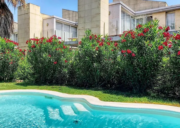 In La Escala Near Els Riells