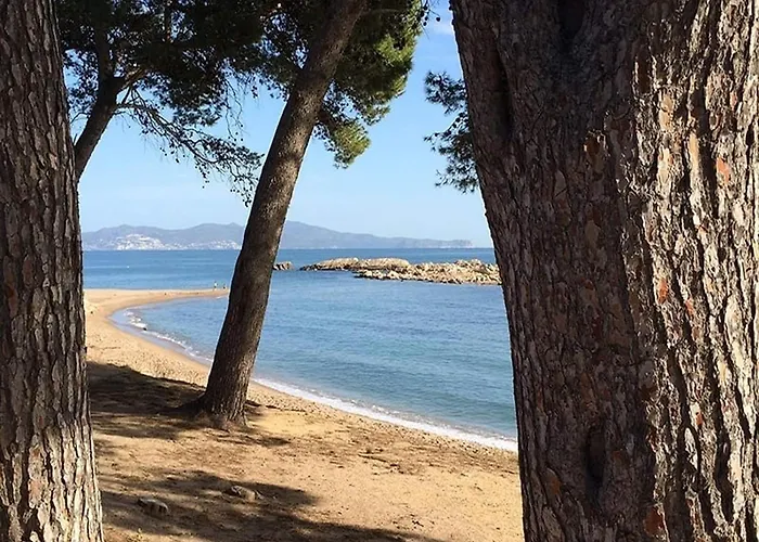 In La Escala Near Els Riells * L' Escala